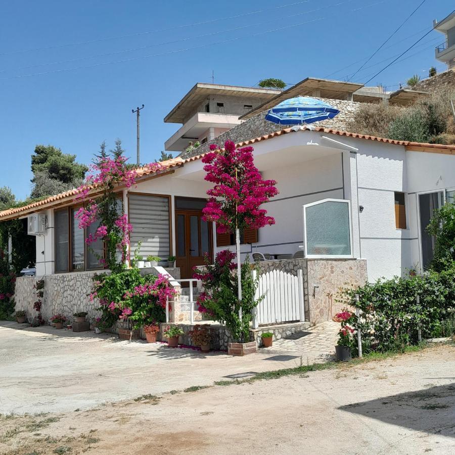 Luxury Dennis Home Sarandë Exterior foto